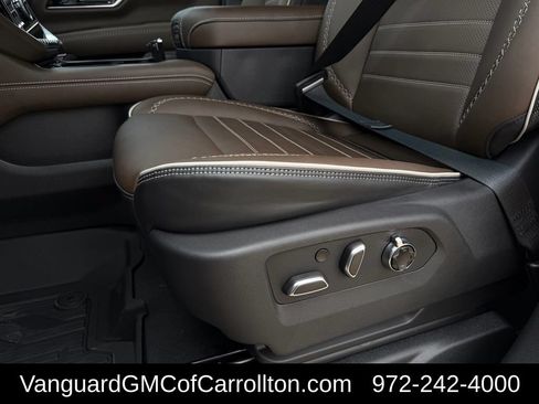 New 2026 GMC Yukon Denali Ultimate AWD/4WD image 24