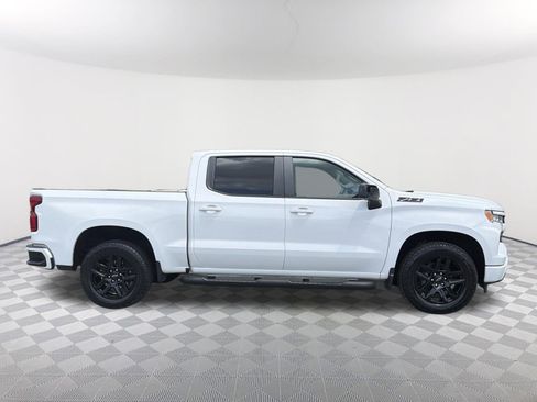 Used 2023 Chevrolet Silverado 1500 RST w/ Convenience Package II AWD/4WD image 7