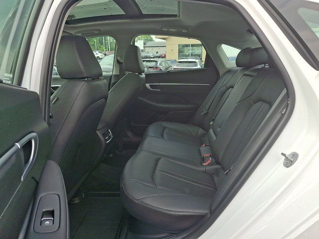 Certified 2025 Hyundai Sonata Limited FWD image 10