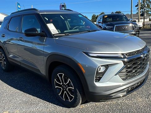 New 2026 Chevrolet TrailBlazer ACTIV w/ Convenience Package image 3