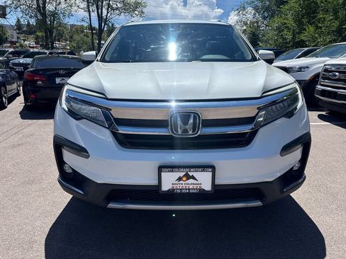 Used 2020 Honda Pilot Touring image 2