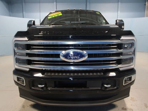 Used 2024 Ford F350 Limited w/ FX4 Off-Road Package image 37