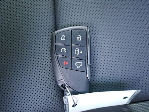 New 2025 GMC Hummer EV 2X w/ Extreme Off-Road Package image 45