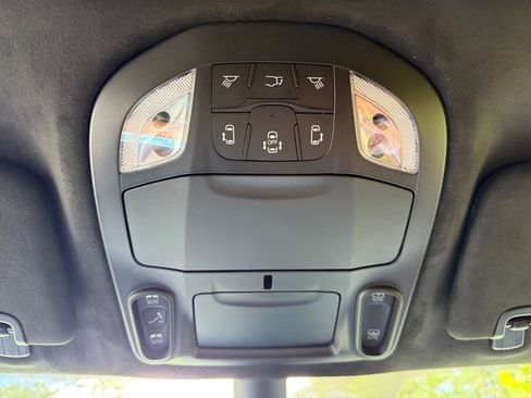 New 2026 Chrysler Pacifica Pinnacle w/ Trailer Tow Group image 37