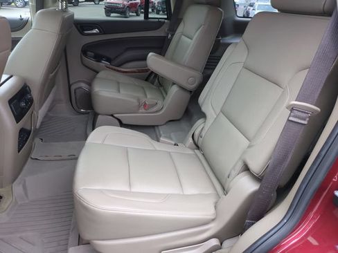 Used 2019 Chevrolet Tahoe Premier AWD/4WD image 30