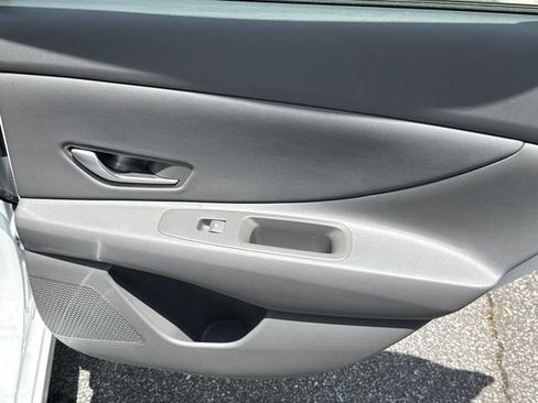 New 2026 Hyundai Elantra Sport FWD image 18