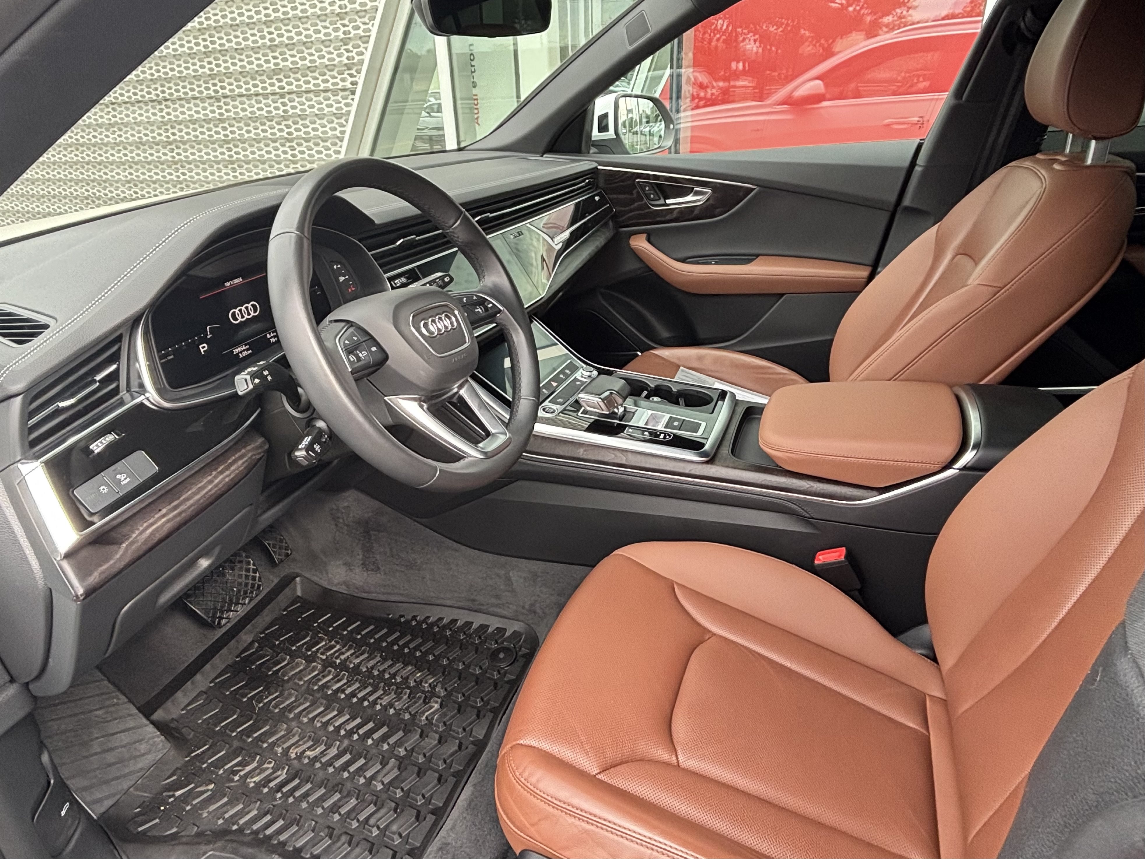 Certified 2023 Audi Q8 Premium Plus AWD/4WD image 7