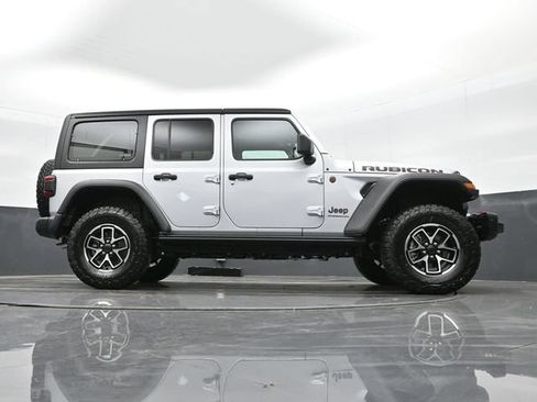 Used 2024 Jeep Wrangler Unlimited Rubicon w/ Capability Package AWD/4WD image 41