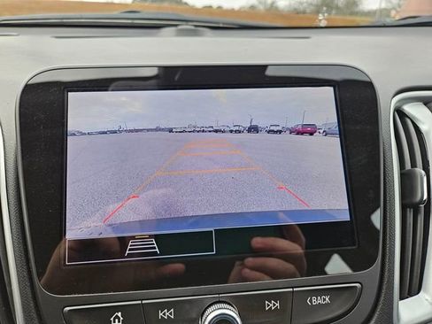 Used 2024 Chevrolet Malibu LT image 20