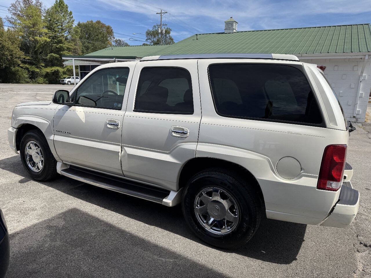 Used 2003 Cadillac Escalade 2WD image 8