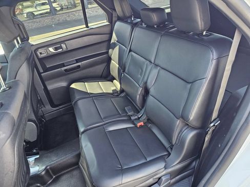 Used 2020 Ford Explorer 4WD Police Interceptor image 17