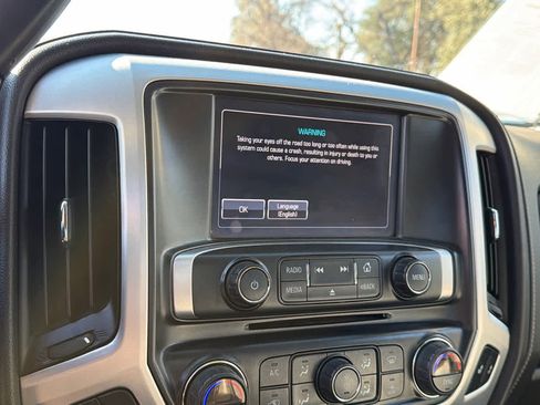 Used 2018 GMC Sierra 2500 SLT image 14