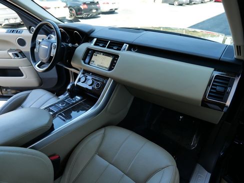 Used 2015 Land Rover Range Rover Sport HSE AWD/4WD image 33