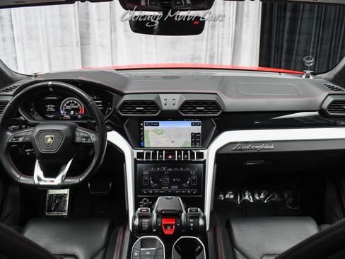 Used 2019 Lamborghini Urus image 23