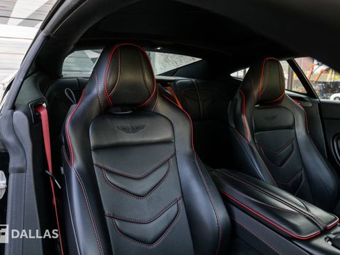 Used 2020 Aston Martin DBS Superleggera RWD image 39