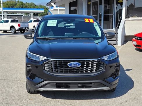 Certified 2023 Ford Escape Active image 2