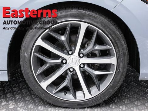 Used 2024 Honda Civic Touring image 28