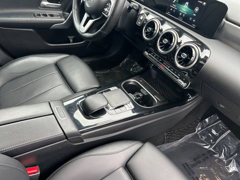 Used 2019 Mercedes-Benz A 220 image 15