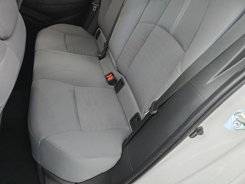 Used 2024 Toyota Corolla SE FWD image 13