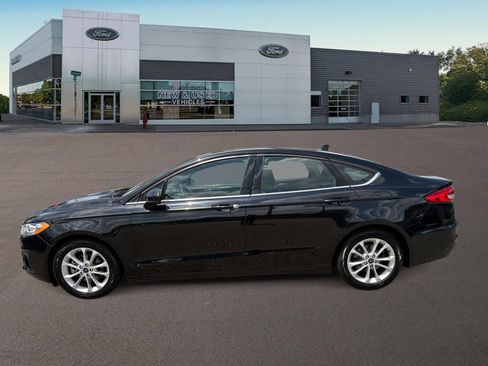 Used 2020 Ford Fusion SE FWD image 7