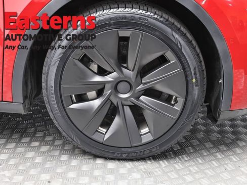 Used 2020 Tesla Model Y Long Range AWD/4WD image 25