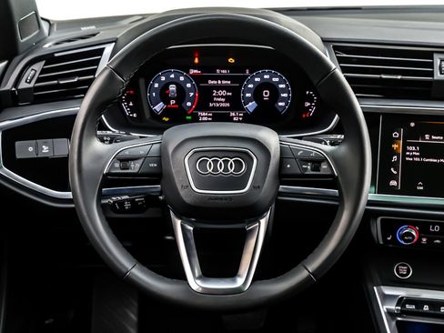 Used 2025 Audi Q3 2.0T Premium Plus w/ Premium Plus Package image 19