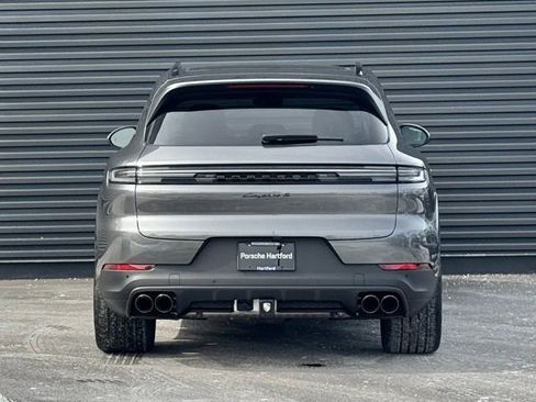 New 2026 Porsche Cayenne S image 6