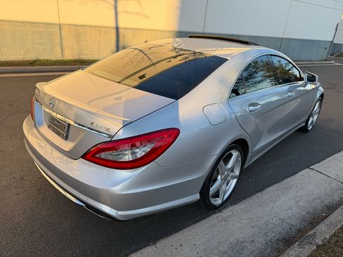 Used 2014 Mercedes-Benz CLS 550 4MATIC image 4