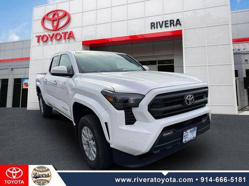 Certified 2024 Toyota Tacoma SR5 image 2