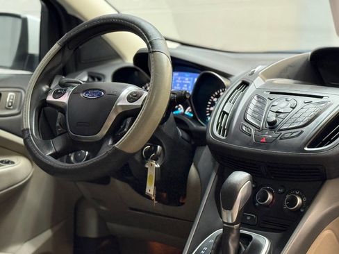 Used 2013 Ford Escape SE image 7