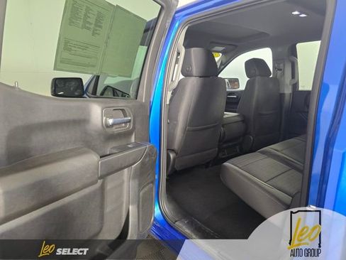 Used 2023 Chevrolet Silverado 1500 Custom w/ LPO, Dark Essentials Package AWD/4WD image 17
