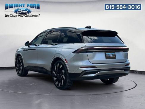 Used 2024 Lincoln Nautilus Reserve w/ Jet Appearance Package (87T) AWD/4WD image 3