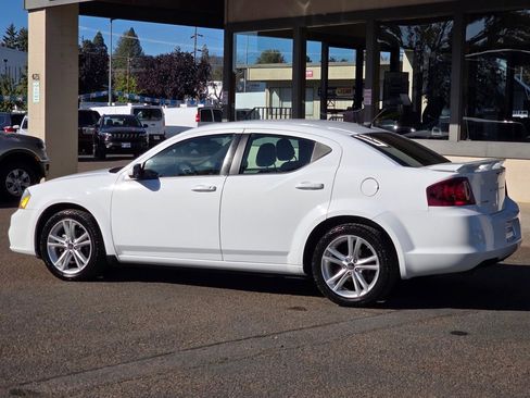 Used 2011 Dodge Avenger Heat image 29