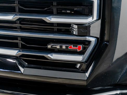 Used 2025 GMC Sierra 2500 AT4 w/ AT4 Premium Plus Package image 23