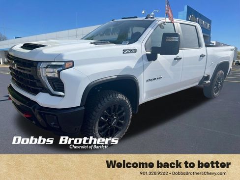 New 2026 Chevrolet Silverado 2500 LT w/ Trail Boss Package AWD/4WD image 3