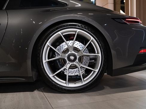 Used 2022 Porsche 911 GT3 RWD image 27