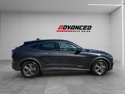 Used 2022 Ford Mustang Mach-E Select image 8