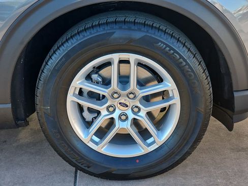 New 2026 Ford Explorer Active image 40