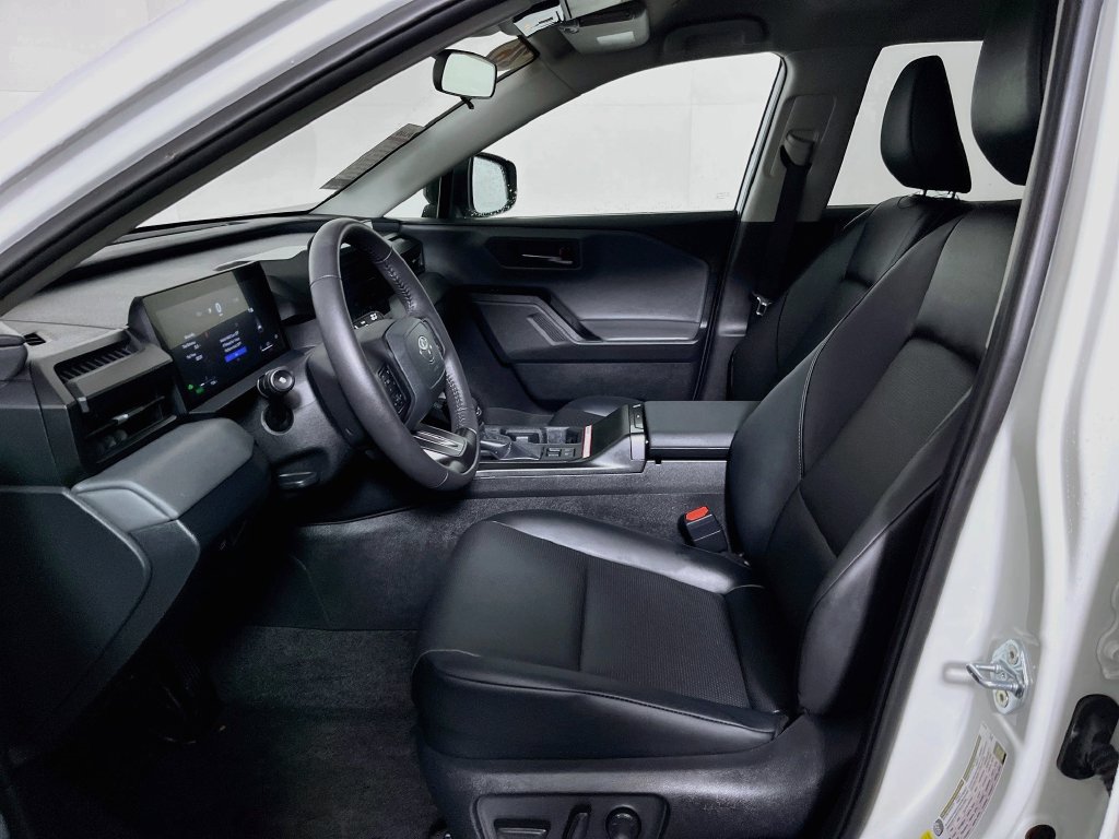 Used 2026 Toyota RAV4 XLE Premium FWD image 14