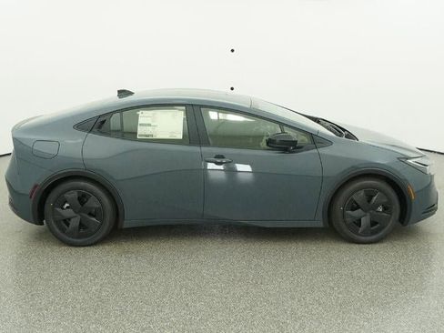 New 2026 Toyota Prius Plug-In Hybrid image 11