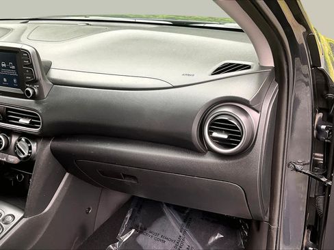 Used 2018 Hyundai Kona SE AWD/4WD image 19