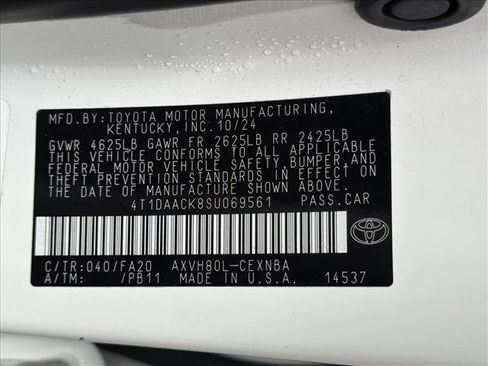 Used 2025 Toyota Camry LE w/ Convenience Package FWD image 27