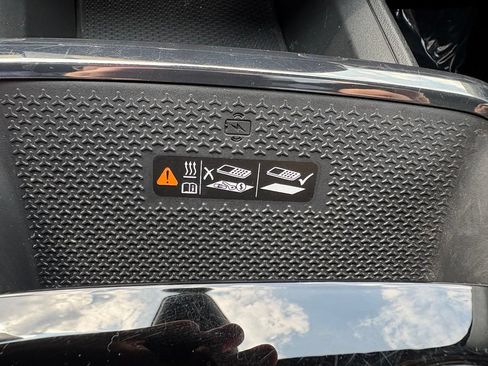 Used 2025 Chevrolet Equinox RS w/ Safety and Technology Package AWD/4WD image 5