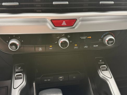 Used 2021 Kia Telluride S AWD/4WD image 13