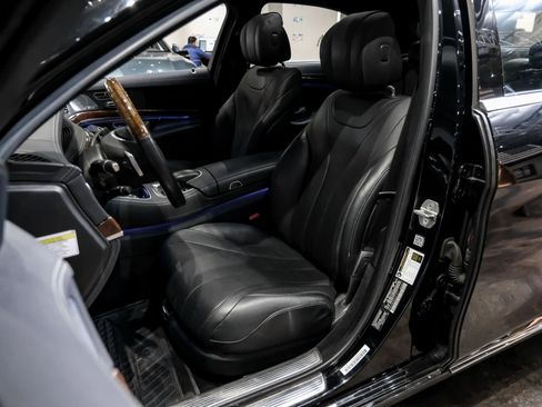 Used 2014 Mercedes-Benz S 550 Sedan image 32