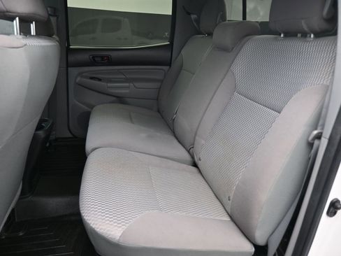 Used 2013 Toyota Tacoma PreRunner image 14