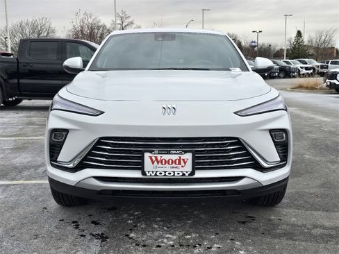 New 2026 Buick Envista Preferred image 3