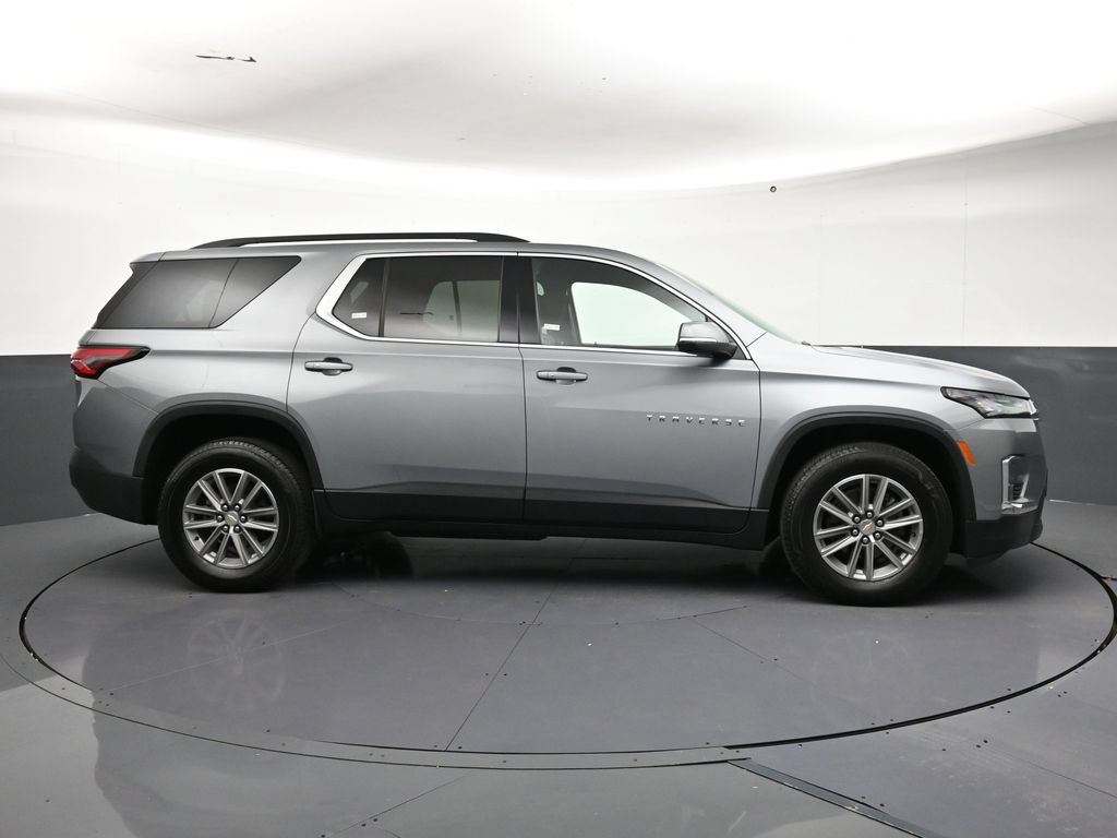 Used 2023 Chevrolet Traverse LT AWD/4WD image 6