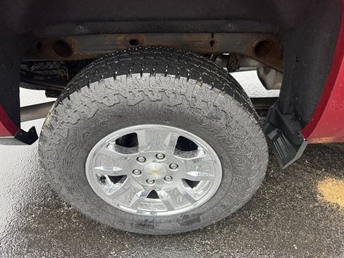 Used 2018 Chevrolet Silverado 1500 LT w/ All Star Edition image 13