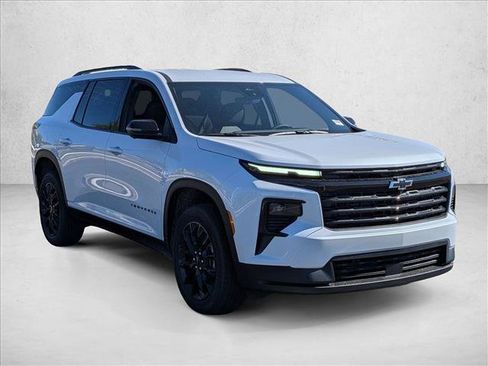 New 2026 Chevrolet Traverse LT w/ Midnight/Sport Edition FWD image 7